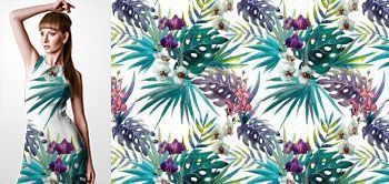 07023 Materiał ze wzorem malowane tropikalne liście i kwiaty (storczyki, hibiskus)